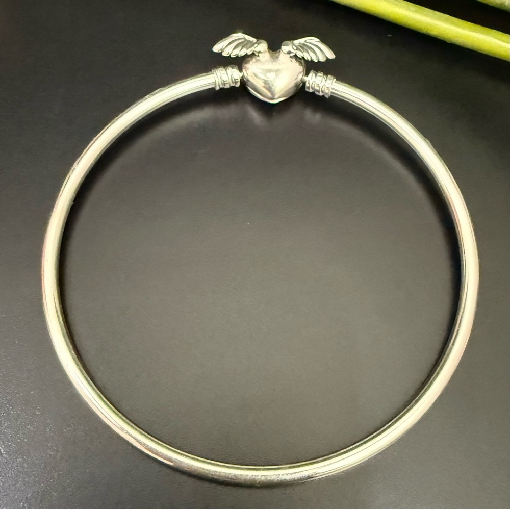PANDORA 925 ALE Sterling Silver Winged Heart Always By Your side Bangle Bracelet